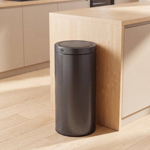 Automatisk søppelbøtte med sensor i rustfritt stål 40 liter sort - Lindas Dekor Søppelbøtte