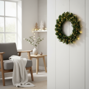 lysende krans med varmhvitt fiberoptisk lys til jul