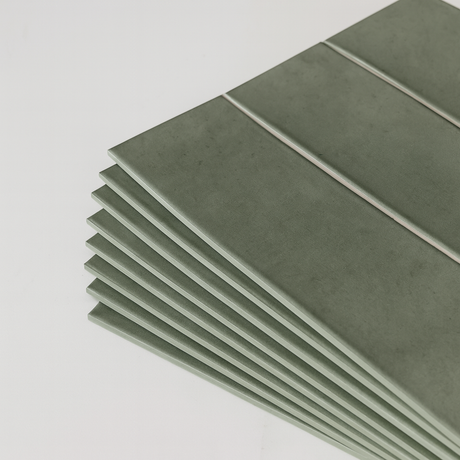 Katja olivgröna självhäftande plattor