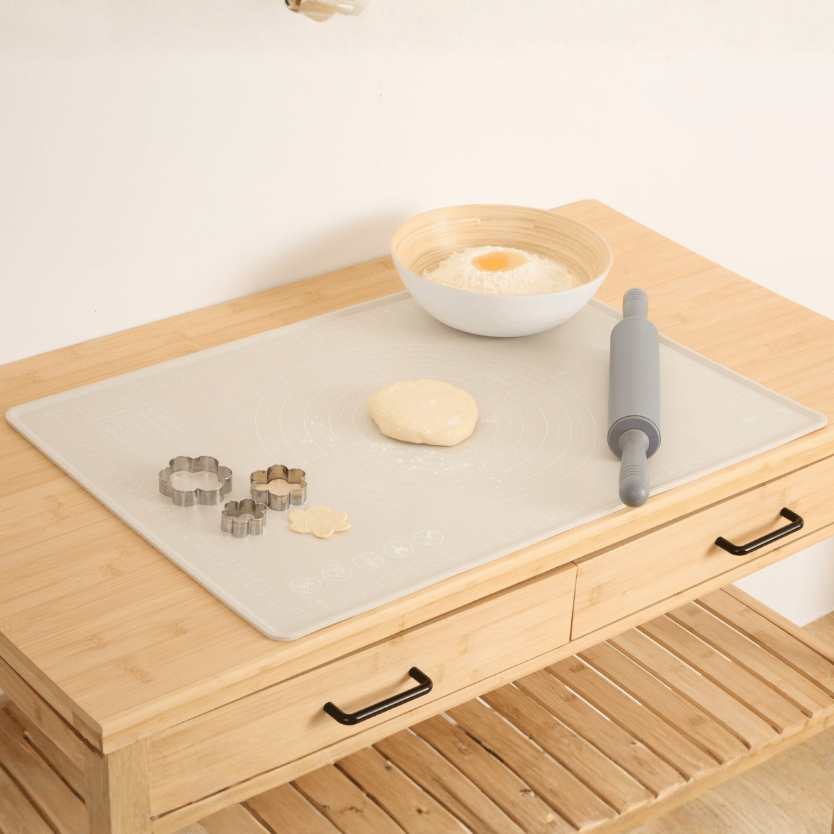 Bakematte i silikon beige 69,8 x 49,7 cm - Lindas Dekor Bakematte