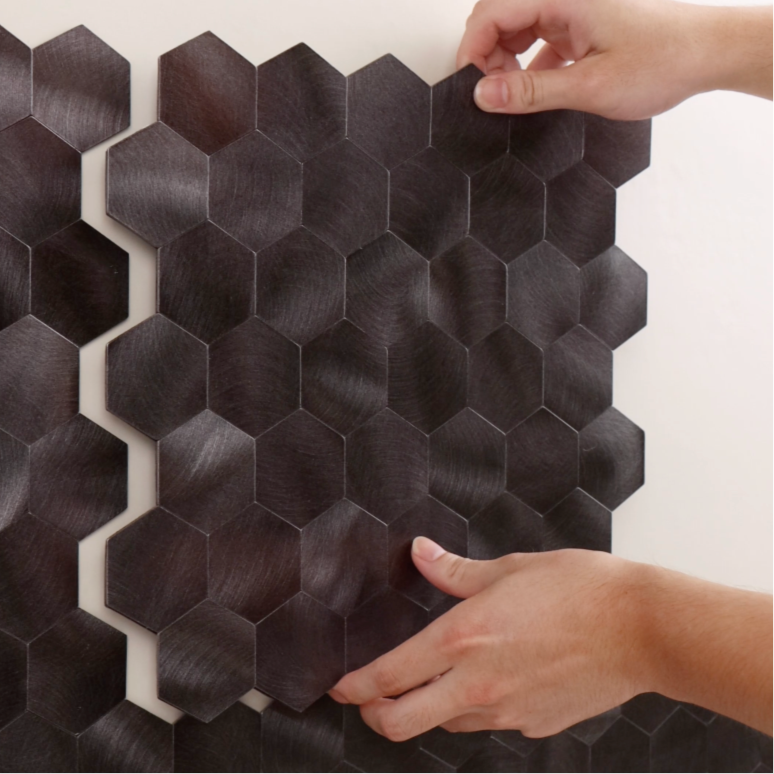 Vareprøve: Midnatt hexagon selvklebende veggfliser