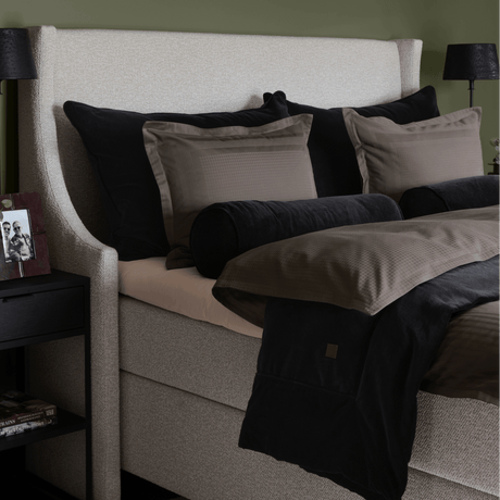 Halvor Bakke Exo sengesett Brun 140 x 200 cm - Lindas Dekor