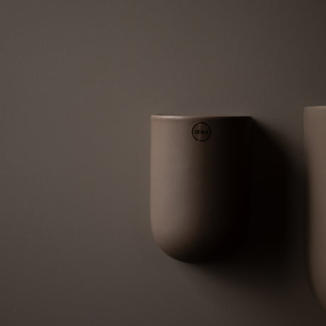 DBKD Cut veggpotte dust grå-beige - nordisk design veggpotte