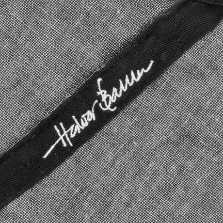 Sorte grytekluter fra Halvor Bakke i melert bomull