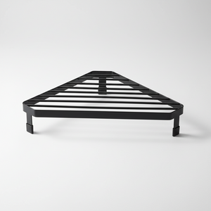 Hjørnestativ til komfyr i svart med plass til gryte og panne