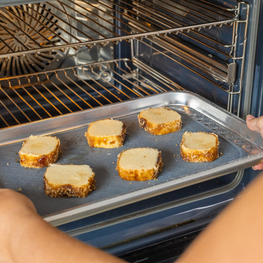Lilla rektangulær silikonform til baking av kake og dessert