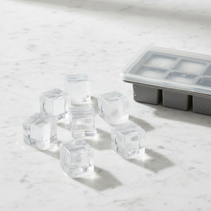 fleksibel isbitform med plastlokk til fryser