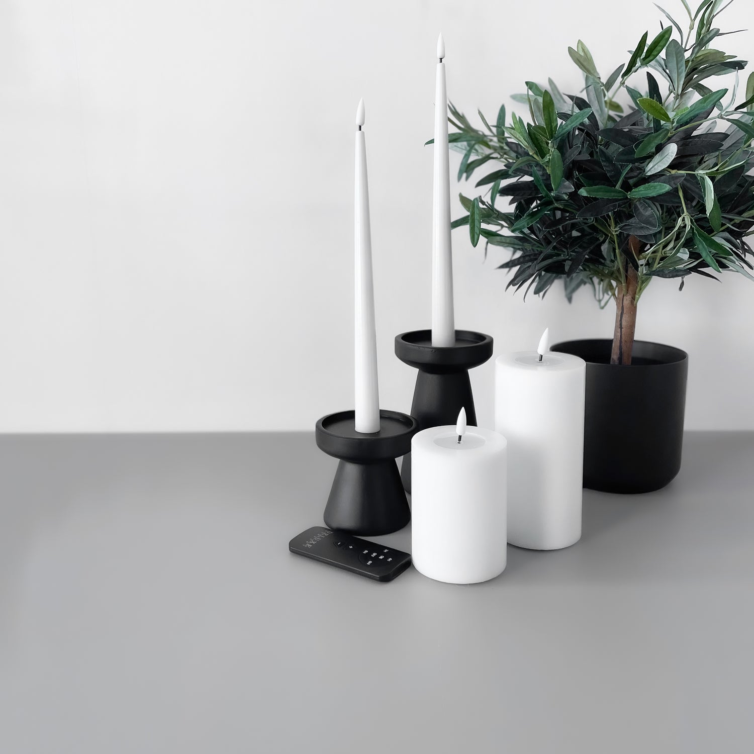 Prov: Premium molnig grå kontaktplast