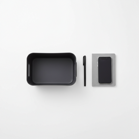 Praktisk liten oppbevaringsboks til vaskerom og garderobe