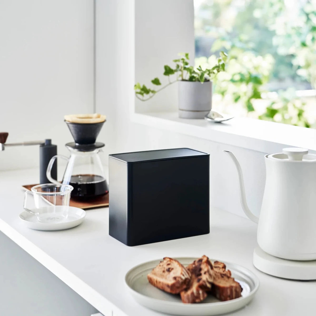 Oppbevaring for kaffefilter sort - Lindas Dekor
