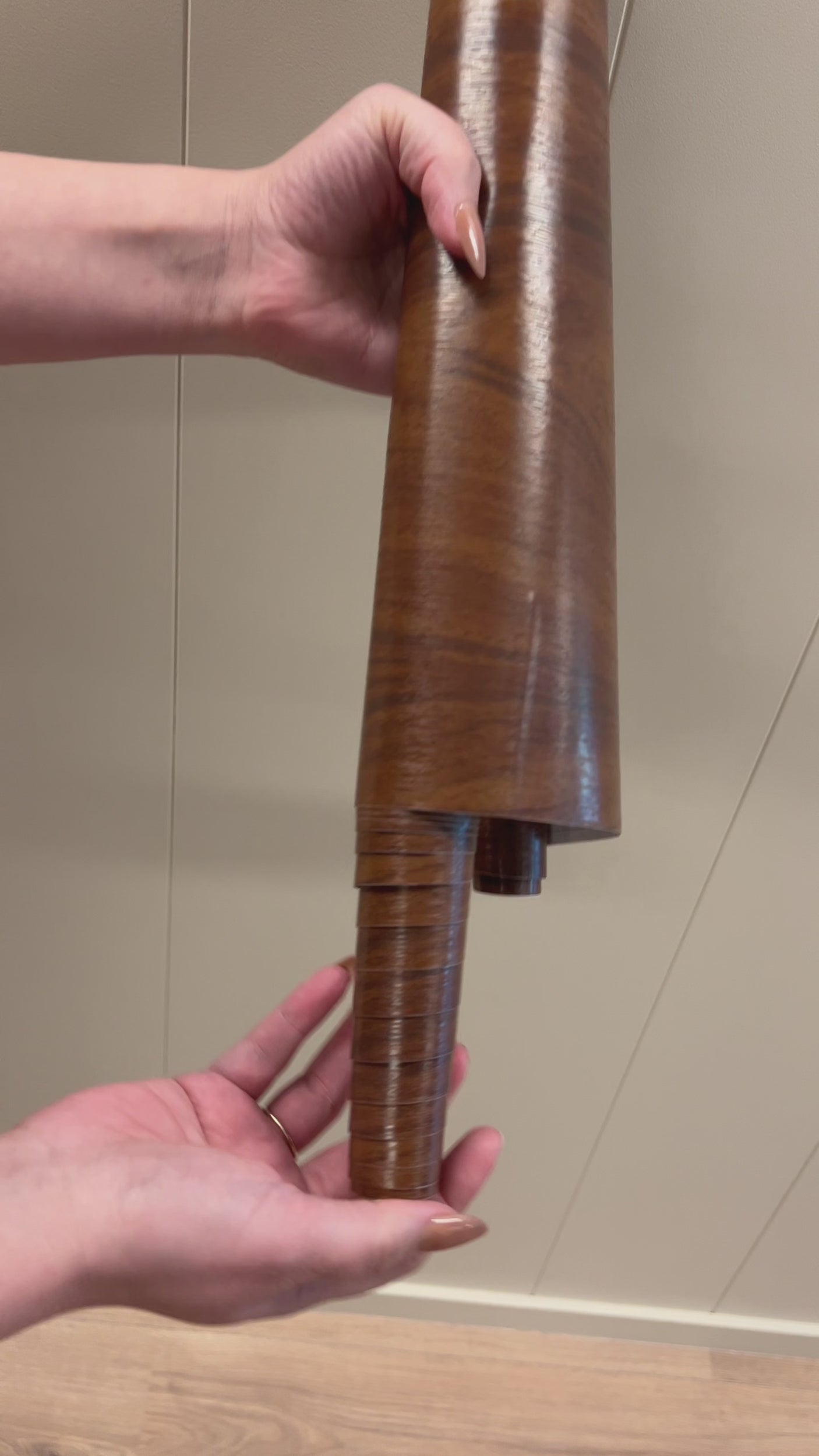 Walnut Deep kontaktplast