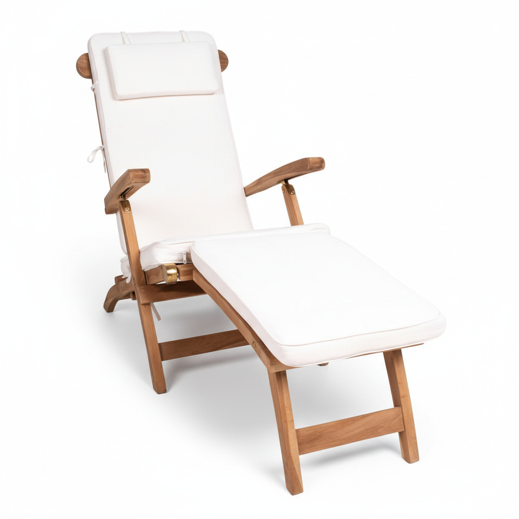 Dekketøy med pute i natur og hvit til avslapning utendørs