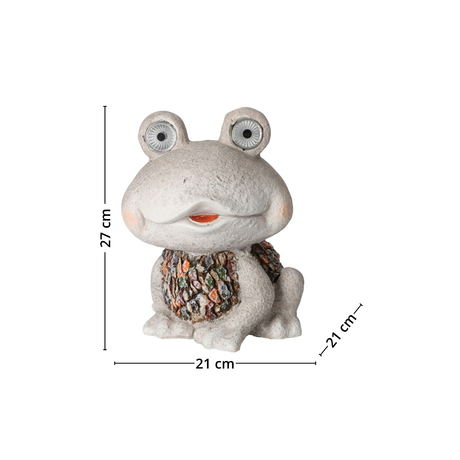 Produktbilde av en dekorativ froskefigur med mål påført: 27 cm høy og 21 cm bred, vist på hvit bakgrunn.