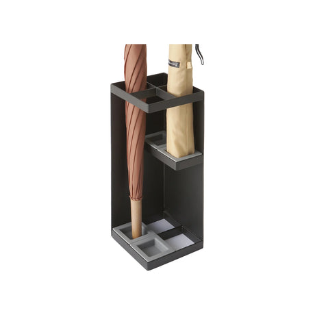 Paraplyoppbevaring i stål med justerbare dryppbrett og sort finish