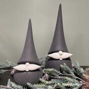 Keramik tomte svart, stor